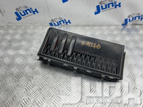 Накладка крыла переднего левого для Land Rover Range Rover III oe LR023230 разборка бу