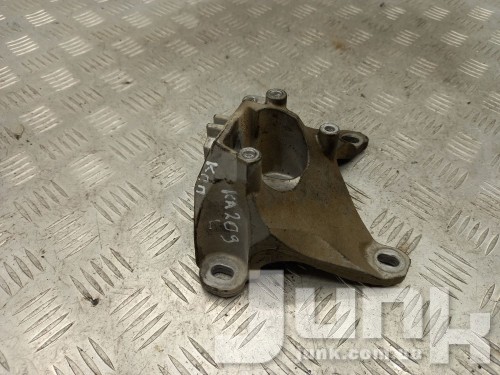 Кронштейн опоры акпп для Audi A8 D4 oe 4H0399113E разборка бу