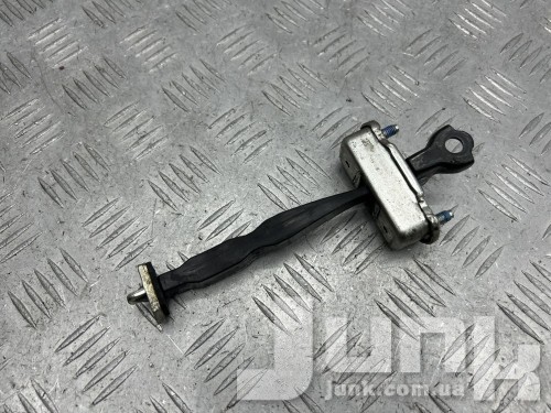 Ограничитель передней двери для Infiniti QX80 oe 804301LA1A запчасти бу Ограничитель передней двери для Infiniti QX80 oe 804301LA1A разборка бу