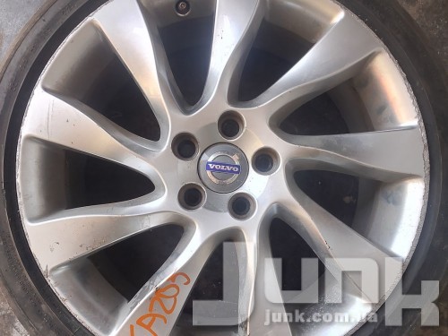 Volvo OEM 31302110 8x18 5x108 ET55 DIA63,4 Б/У