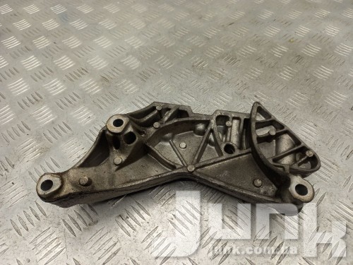 Кронштейн опоры двигателя для Audi A3 8V oe 06J199207P разборка бу