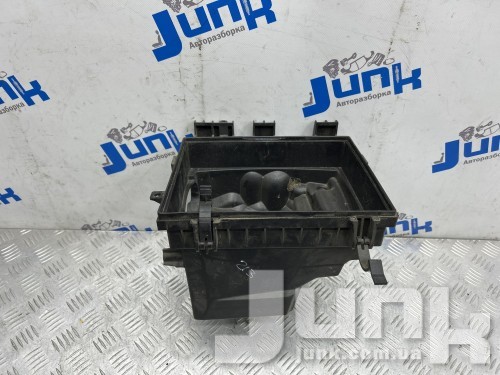 Корпус воздушного фильтра(нижняя часть) для Ford Fusion 2 oe DS7Z9A600A разборка бу