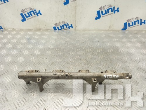 Топливная рампа для BMW 4-та серія oe 13538694198 разборка бу