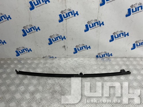 Оконная перемычка задней левой двери для Infiniti QX80 oe 822231LA0A запчасти бу Оконная перемычка задней левой двери для Infiniti QX80 oe 822231LA0A разборка бу