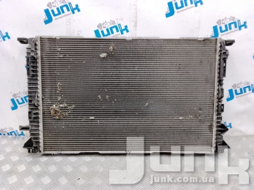 Радиатор охлаждения двигателя oe 8K0121251AA разборка бу