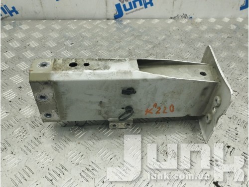 Кронштейн усилителя переднего бампера левый для Cadillac ATS oe 22799203 разборка бу