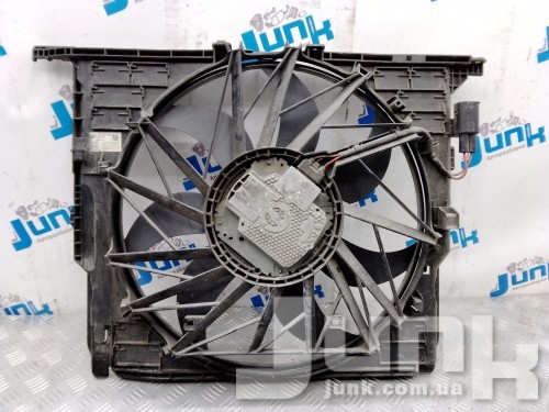 Диффузор радиатора с вентилятором для BMW F10 oe 17428509740 разборка бу