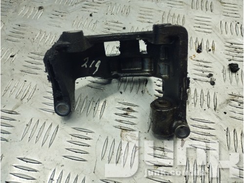 Кронштейн насоса ГУР для Audi Q5 oe 06E145393E разборка бу