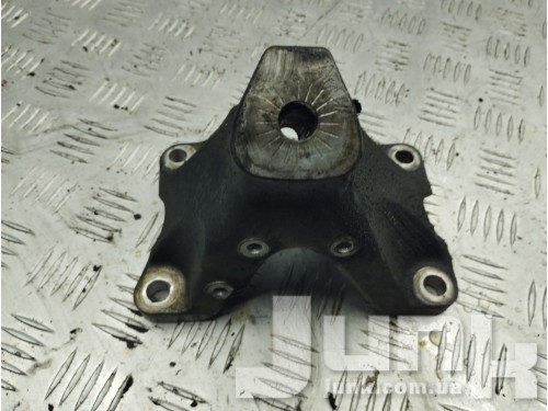 Кронштейн подушки (опоры) двигателя левой для Ауди Ку 5 oe 8K0199307BF разборка бу