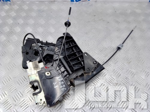 Замок двери задний левый для Mercedes GL X164 oe A1647303135 разборка бу