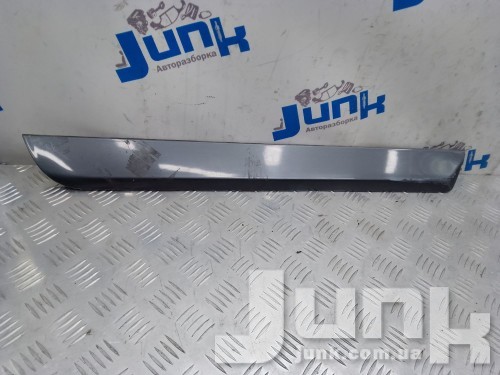 Накладка  двери задней правой для Audi A4 B7 oe 8E0853970E7DL разборка бу