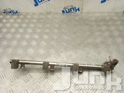 Топливная рампа для Вольксваген Atlas oe 03H133316AB запчасти бу Топливная рампа для Вольксваген Atlas oe 03H133316AB разборка бу