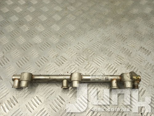 Топливная рампа для Вольксваген Atlas oe 03H133317S запчасти бу Топливная рампа для Вольксваген Atlas oe 03H133317S разборка бу