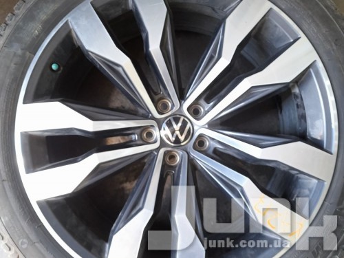 Volkswagen OEM 3QF601025F Suzuka R-line 9x21 5x112 ET34 DIA57,1 Б/У
