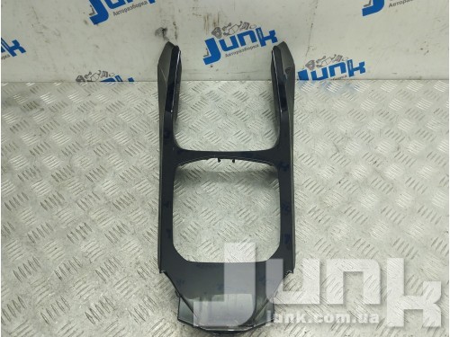 Накладка декоративная центральной консоли для BMW 2-га серія oe 51165A563E2 разборка бу