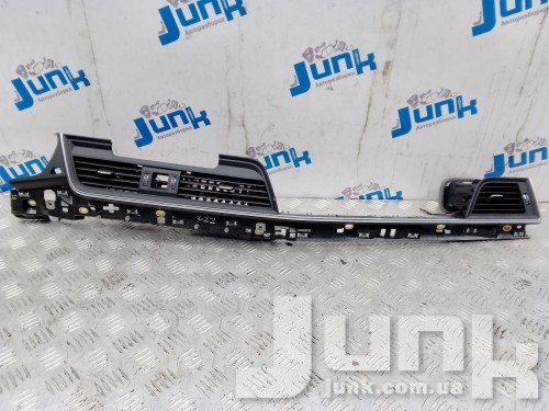 Дефлектор торпедо центральный для Audi Q5 II FY oe 80B820902M6PS разборка бу