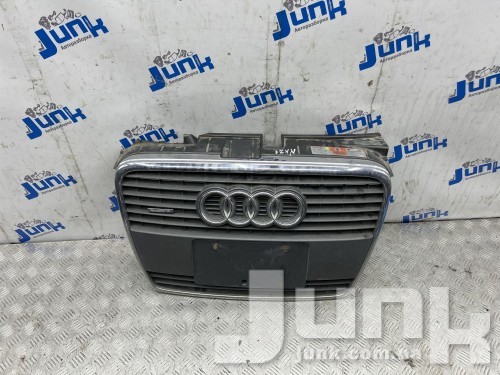 Решетка радиатора для Audi A4 B7 oe 8E0853651J1QP разборка бу