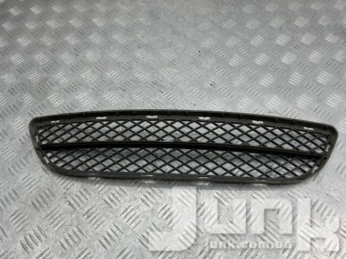 Решетка переднего бампера для BMW E90 oe 51117134074 разборка бу