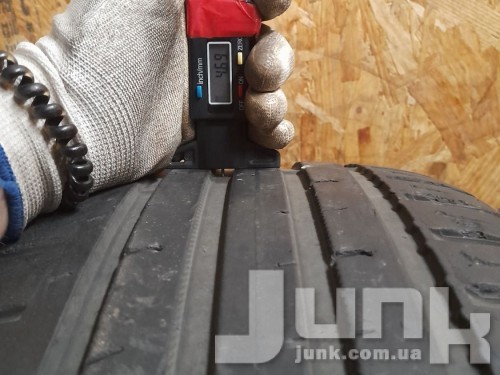 Nokian Hakka Blue 2 235/50 R17 100V XL Б/У 4,5 мм