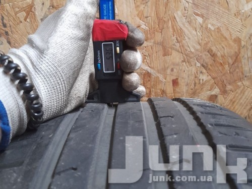 Nokian Hakka Blue 2 235/50 R17 100V XL Б/У 5 мм