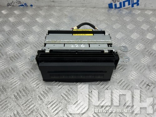 CD чейнджер для Mercedes GL X164