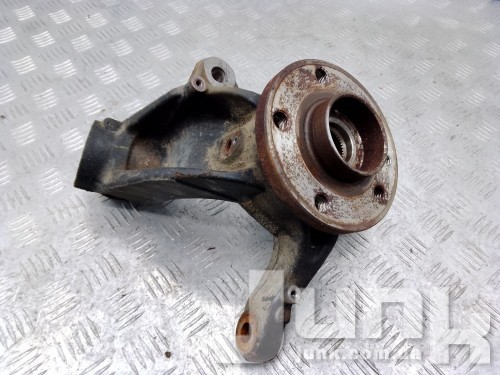 Поворотный кулак передний правый (цапфа) со ступицей в сборе для Volvo S60 II oe 8250536 запчасти бу Поворотный кулак передний правый (цапфа) со ступицей в сборе для Volvo S60 II oe 8250536 разборка бу