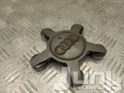 Заглушка в диск для Audi A6 C7 oe 4F0601165N разборка бу