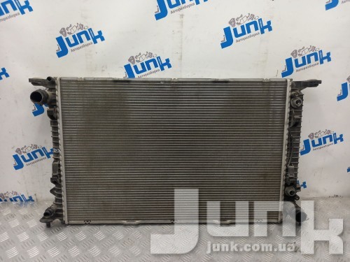 Радиатор охлаждения двигателя oe 8K0121251AA разборка бу