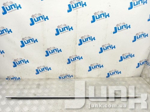 Молдинг двери передней левой для Вольксваген Passat B7 oe 5618374757Z7 запчасти бу Молдинг двери передней левой для Вольксваген Passat B7 oe 5618374757Z7 разборка бу