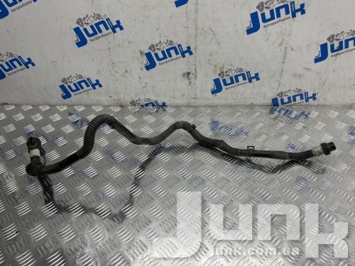 Патрубок системы охлаждения для Tesla Model 3 oe 107759200D разборка бу