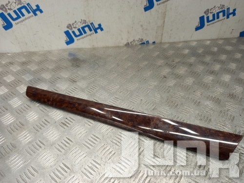 Декоративная внутренняя накладка левой задней двери для Вольксваген Passat B7 oe 561867419BPN9 разборка бу