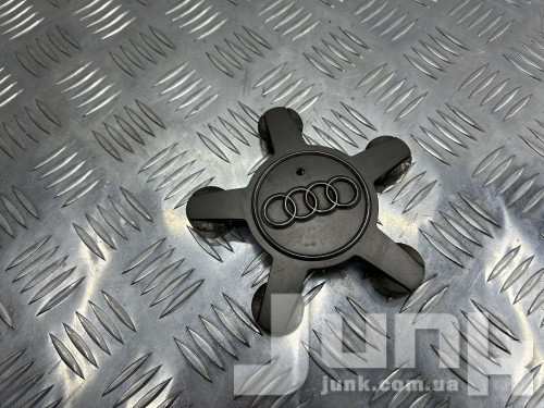 Заглушка в диск для Audi A6 C7 oe 4F0601165N разборка бу