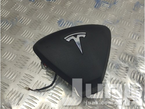 Подушка безопасности в руль для Tesla Model S oe 102338100С разборка бу