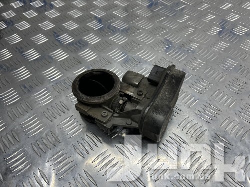 Дроссельная заслонка для Вольксваген Passat B7 oe 03L128063F разборка бу