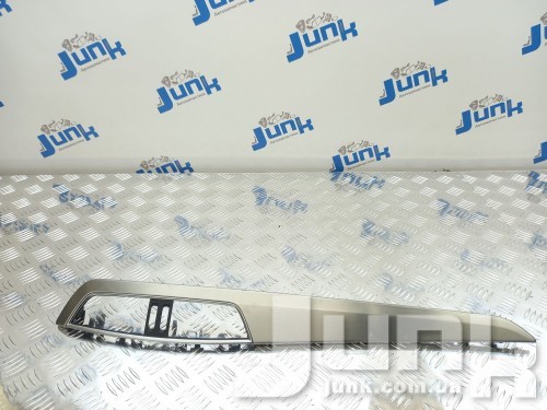 Накладка торпедо декоративная для Mercedes W204 oe A2046802171 разборка бу