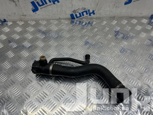 Патрубок системы охлаждения для BMW F30 oe 17127596837 разборка бу