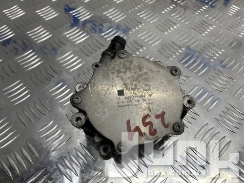Вакуумный насос для Mercedes x156 oe A2701800901 разборка бу