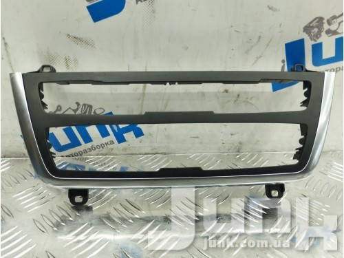 Накладка торпедо для BMW F30 oe 64119239261 разборка бу