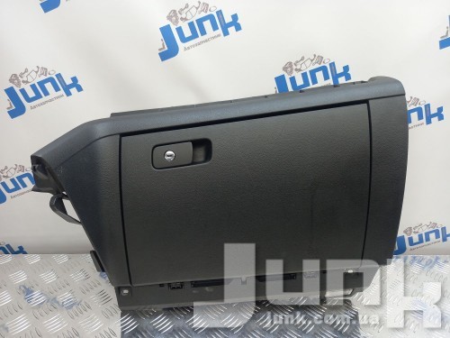 Бардачок для Вольксваген Passat B7 oe 561857101B82V разборка бу