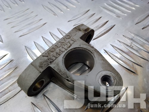 Кронштейн датчика коленвала для Volvo XC90 II oe 31441271 разборка бу