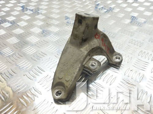 Кронштейн опоры двигателя правый для Audi Q5 oe 4G0199308N разборка бу