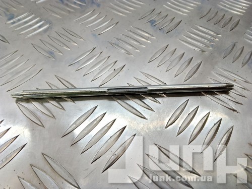 Лезвие для Audi A4 (Б9) oe 8J0012289 разборка бу