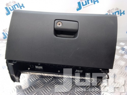 Бардачок для Mercedes x156