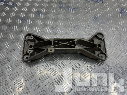 Траверса АКПП для BMW F30 oe 22316796605 разборка бу