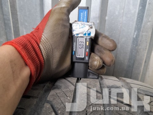 RoadHugger GTZ 245/45 ZR18 100W XL Б/У 5 мм oe  разборка бу