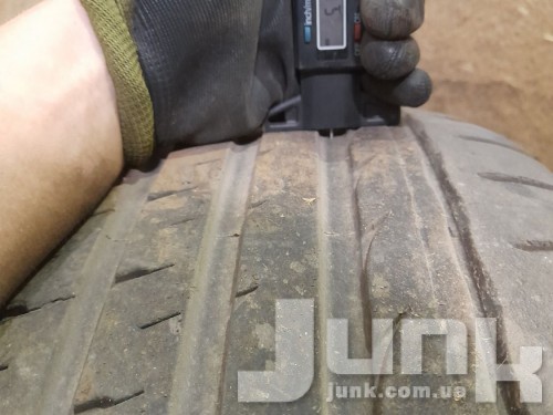 Velozza ZXV4 245/45 ZR19 98W Б/У 5 мм