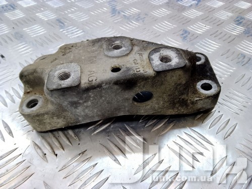 Кронштейн опоры акпп для Вольксваген Passat B7 oe 1K0199117AM разборка бу