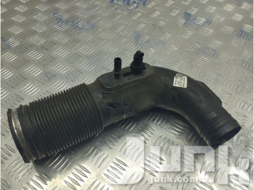 Патрубок воздушного фильтра для Альфа Ромео Stelvio 2017-2023 oe 50572717 разборка бу