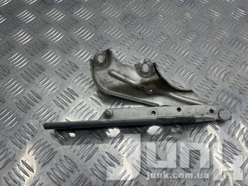 Петля капота левая для Ауди А6 Ц7 oe 4G8823301E разборка бу