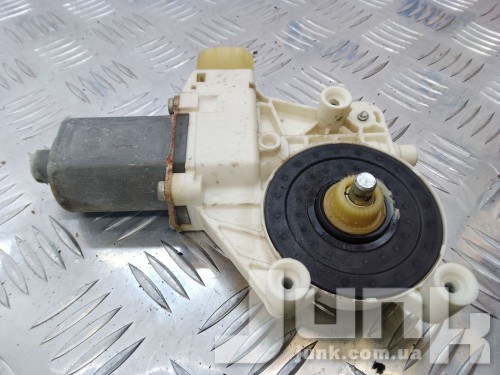 Моторчик стеклоподъемника двери передней левой для BMW E90 oe 67626927027 разборка бу